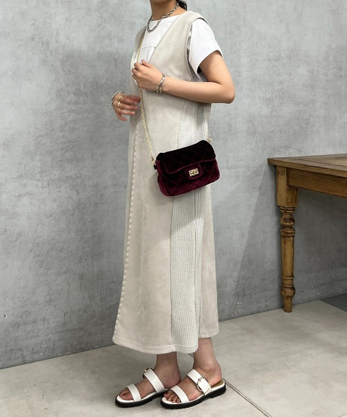 un dix cors（アンディコール）の「チェーンベロアキルティングバッグ（ショルダーバッグ・レディース・ボルドー/ブラック/ピンクベージュ/イエロー・FREE）」の14枚目の写真