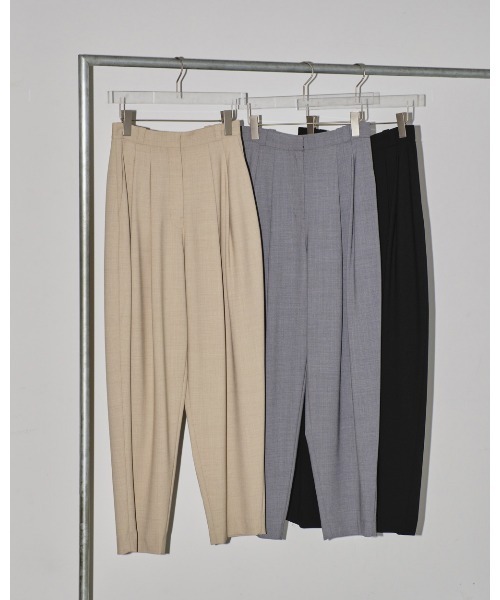 TODAYFUL（トゥデイフル）の「ハイウエストタックトラウザース（その他