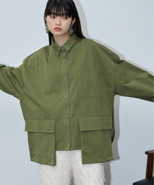 THE YOn（ザヨン）の「ルーズフィットダブルポケットミリタリーシャツ（シャツ/ブラウス・レディース・ナチュラル/カーキ/サックスブルー・FREE）」の13枚目の写真