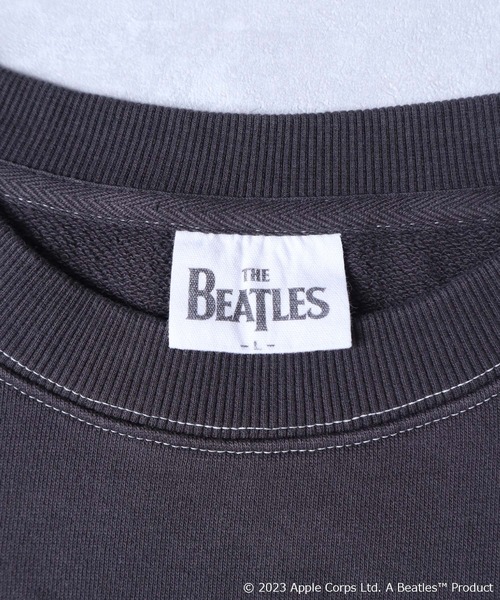 The Beatles(ザビートルズ)の「【THE BEATLES / ザ ビートルズ】フォトプリントスウェットプルオーバー(スウェット・レディース・チャコールグレー/オフホワイト・X-LARGE/LARGE/MEDIUM)」の14枚目の写真