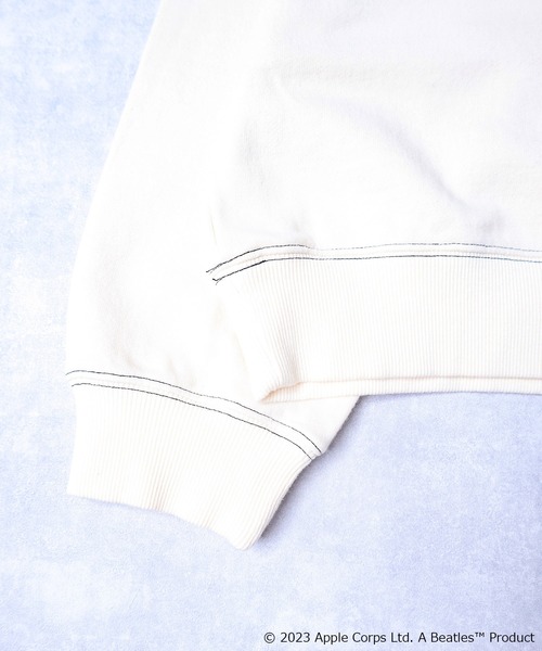 The Beatles(ザビートルズ)の「【THE BEATLES / ザ ビートルズ】フォトプリントスウェットプルオーバー(スウェット・レディース・チャコールグレー/オフホワイト・X-LARGE/LARGE/MEDIUM)」の12枚目の写真
