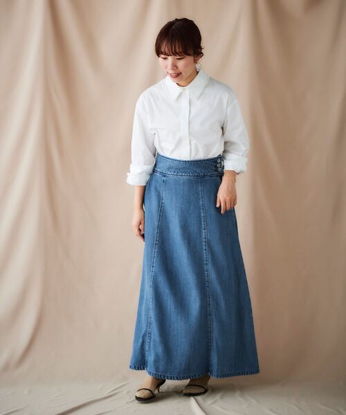 le.coeur blanc（ルクールブラン）の「デニムフレアロングスカート（デニムスカート・レディース・ブルー/ブラック・36/38）」の4枚目の写真