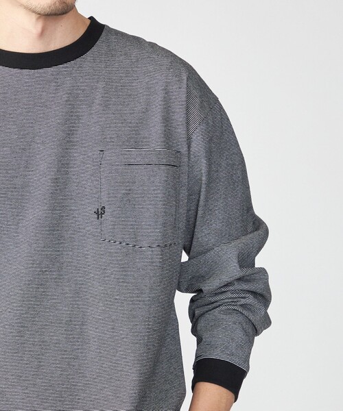 SHIPS（シップス）の「【WEB限定】SHIPS:〈汗染み防止加工〉ワンポイントロゴ ビッグシルエットヘビーウェイトTシャツ（Tシャツ/カットソー・メンズ・グレー/ベージュ/ネイビー/ホワイト/ブラック/ホワイト系/チャコールグレー/オフホワイト・MEDIUM/X-LARGE/LARGE/SMALL）」の5枚目の写真