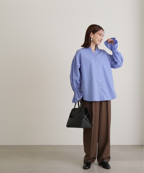 N.(N. Natural Beauty Basic)(エヌエヌナチュラルビューティーベーシック)の「◆フレアカフスチュニックブラウス(シャツ/ブラウス・レディース・オフホワイト/ブルー/ストライプ・MEDIUM)」の11枚目の写真