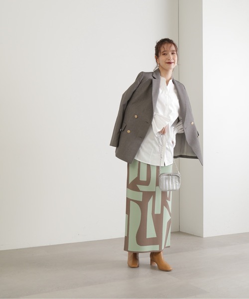 N.(N. Natural Beauty Basic)(エヌエヌナチュラルビューティーベーシック)の「◆フレアカフスチュニックブラウス(シャツ/ブラウス・レディース・オフホワイト/ブルー/ストライプ・MEDIUM)」の4枚目の写真