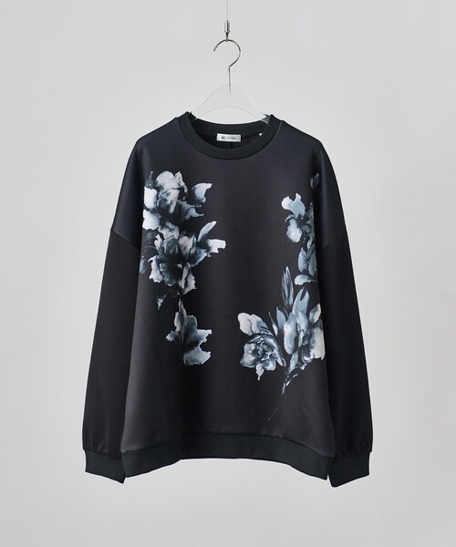 tk.TAKEO KIKUCHI（ティーケータケオキクチ）の「◆アソートフラワービッグカットソー（Tシャツ/カットソー・メンズ・ブラック系/グレー系/グレー系1/ブラック系1・02/03）」の2枚目の写真