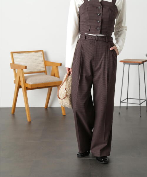 FREE'S MART（フリーズマート）の「◆＜セットアップ対応＞タックワイドパンツ（スラックス・レディース・グレー系その他/ブラウン/ブラック/ブラウン系その他・X-SMALL/SMALL/MEDIUM）」の4枚目の写真