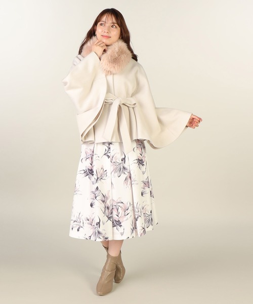 LAISSE PASSE（レッセパッセ）の「【尾州織】ケープコート（その他アウター・レディース・キナリ/ブラック・SMALL/MEDIUM）」の18枚目の写真