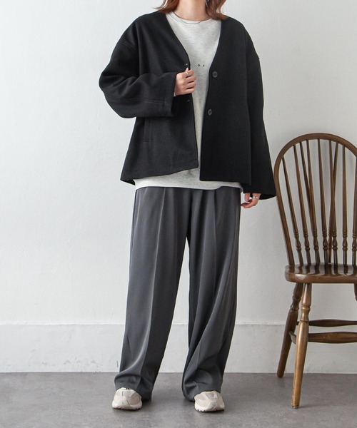 Chillfar（チルファー）の「ノーカラーショートジャケットコート（ノーカラージャケット・レディース・カーキ/ブラック/グレー/アイボリー・FREE）」の20枚目の写真