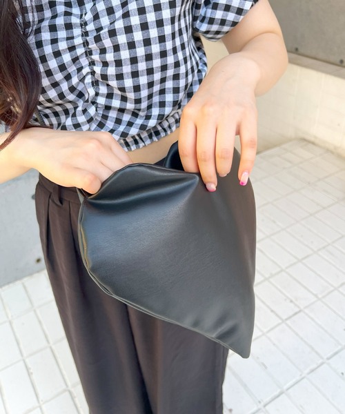 frunco（フランコ）の「ハートショルダーバック（ショルダーバッグ・レディース・ブラック系その他/シルバー/ブラック/アイボリー・ONE SIZE）」の8枚目の写真
