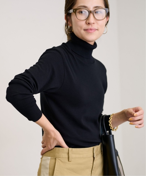 FRAMeWORK（フレームワーク）の「≪WEB限定追加≫【GICIPI/ジチピ】ANANAS タートルネックプルオーバー2（Tシャツ/カットソー・レディース・ブラック/ホワイト・FREE）」の17枚目の写真