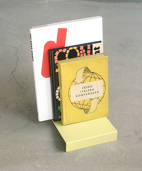 HIGHTIDE（ハイタイド）の「ブック＆ディスプレイスタンド ブックスタンド スチール 本立て（収納グッズ・レディース・イエロー/ライトブルー/グリーン・FREE）」の22枚目の写真