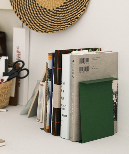 HIGHTIDE（ハイタイド）の「ブック＆ディスプレイスタンド ブックスタンド スチール 本立て（収納グッズ・レディース・イエロー/ライトブルー/グリーン・FREE）」の9枚目の写真