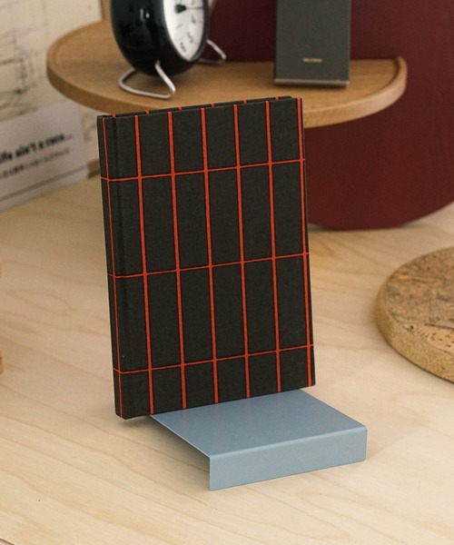 HIGHTIDE（ハイタイド）の「ブック＆ディスプレイスタンド ブックスタンド スチール 本立て（収納グッズ・レディース・イエロー/ライトブルー/グリーン・FREE）」の18枚目の写真