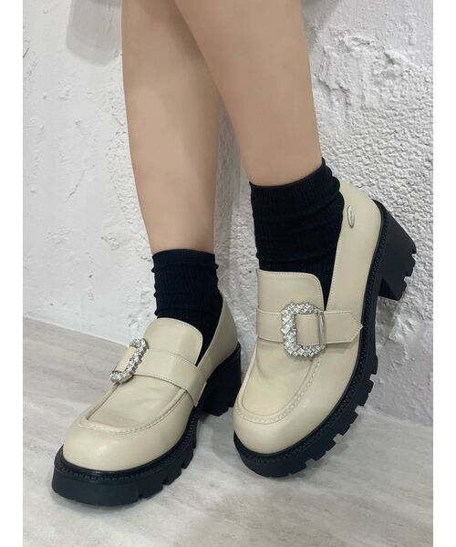 EATME（イートミー）の「ビジューバックルローファーシューズ（ローファー・レディース・ベージュ/ブラック・S/L/M）」の14枚目の写真