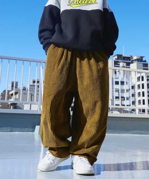 PAIRMANON STREET（ペアマノンストリート）の「【PAIRMANON STREET】コーデュロイ サーカス バルーン シルエット パンツ（その他パンツ・キッズ・グリーン/オフホワイト/ベージュ/ブラック/オリーブ・140/130/150/90/110/120/100）」の4枚目の写真