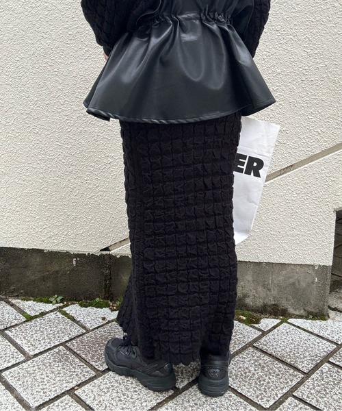 y/m by misato（イムバイミサト）の「膨れジャガードニットスカート（スカート・レディース・ブラック/アイボリー/杢グレー・36）」の17枚目の写真