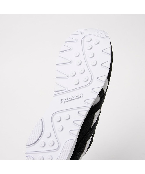 Reebok（リーボック）の「クラシックナイロン / CLASSIC NYLON（スニーカー・メンズ・ベージュ系その他/グレー/ブラック/ベージュ/カーキ/ブラウン/バーガンディー/ホワイト/ブラック系その他/グレー系その他/ブラック×ホワイト/グレー系その他2/ライトブルー/ネイビー・22.5cm/23.0cm/23.5cm/24.5cm/24.0cm/25.0cm/25.5cm/26.0cm/26.5cm/27.0cm/27.5cm/28.0cm/28.5cm/29.0cm/30.0cm）」の16枚目の写真