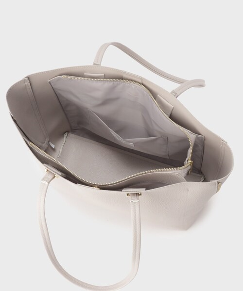 OPAQUE.CLIP(オペークドットクリップ)の「◆【軽量/A4サイズ対応/通勤対応】シュリンク合皮トートバッグ(トートバッグ・レディース・ライトグレー/ベージュ/ブラック/ホワイト系9・00)」の10枚目の写真