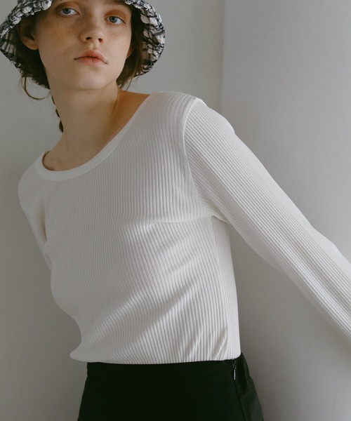 EFOLE（エフォル）の「プチリボン リブ ロンT（Tシャツ/カットソー・レディース・ブルー/ピンク/ホワイト・FREE）」の4枚目の写真