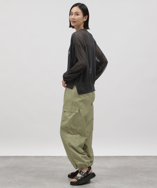 LAKOLE（ラコレ）の「シアーロゴニットプルオーバー / 111314（ニット/セーター・レディース・チャコールグレー/ピンク/ブルー/アイボリー・SMALL/MEDIUM）」の12枚目の写真