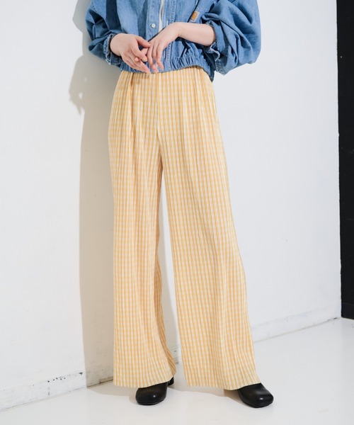 MERLOT（メルロー）の「ギンガムチェックプリーツパンツ（その他パンツ・レディース・イエロー/グリーン/ブラック/ブルー・FREE）」の4枚目の写真