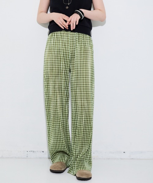 MERLOT（メルロー）の「ギンガムチェックプリーツパンツ（その他パンツ・レディース・イエロー/グリーン/ブラック/ブルー・FREE）」の18枚目の写真