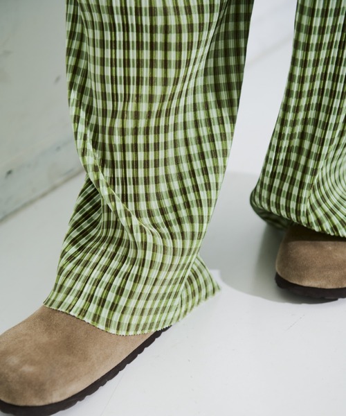 MERLOT（メルロー）の「ギンガムチェックプリーツパンツ（その他パンツ・レディース・イエロー/グリーン/ブラック/ブルー・FREE）」の22枚目の写真