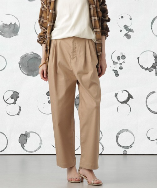 Apo(s)ture(アポスチャー)の「NORAH-005/デニムストレッチ3タックテーパードパンツ(デニムパンツ・レディース・ブルー/ブラック/ベージュ/ネイビー・XS/S/M/L/XL)」の20枚目の写真
