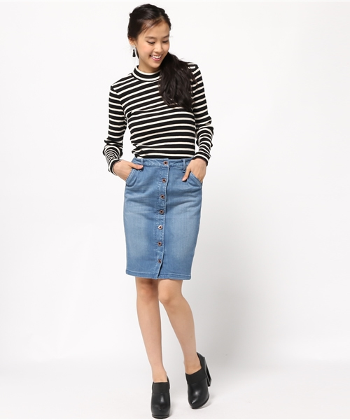 ROSE BUD（ローズバッド）の「LCTT-15217 HI/N L/S-T（Tシャツ/カットソー・レディース・アイボリー/ブラック/ネイビー・ONE SIZE）」の4枚目の写真