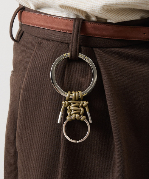 ITTI(イッチ)の「ITTI イッチ / CRISTY KNOTMAN RING ノットマンリング キーリング / ITTI-GOODS-062(キーホルダー・メンズ・グレイッシュベージュ/アイボリー/ブラック/タン/バーガンディー/オレンジ/イエロー/ブルー/レッド/カーキ/ブルー系その他・FREE)」の6枚目の写真