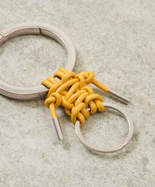 ITTI（イッチ）の「ITTI イッチ / CRISTY KNOTMAN RING ノットマンリング キーリング / ITTI-GOODS-062（キーホルダー・メンズ・グレイッシュベージュ/アイボリー/ブラック/タン/バーガンディー/オレンジ/イエロー/ブルー/レッド・FREE）」の19枚目の写真