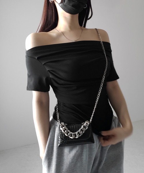 me+em select(ミームセレクト)の「※※【 3color 】半袖タックデザインドレープオフショルダートップス(Tシャツ/カットソー・レディース・ホワイト/グレー/ブラック・FREE)」の11枚目の写真