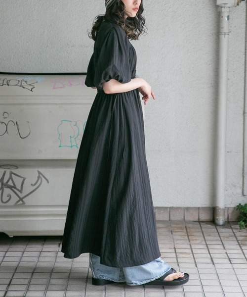 KBF（ケイビーエフ）の「カーブラインドロストシャーリングワンピース（ワンピース・レディース・ブラック/ブルー系その他/パープル系その他・36/38）」の16枚目の写真