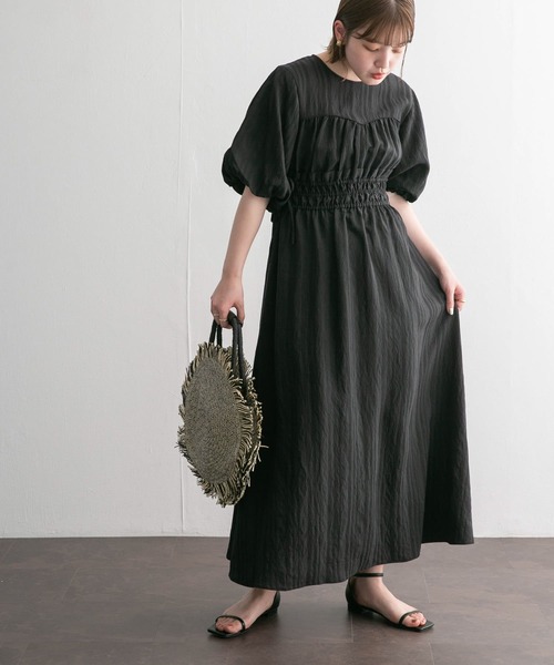 KBF（ケイビーエフ）の「カーブラインドロストシャーリングワンピース（ワンピース・レディース・ブラック/ブルー系その他/パープル系その他・36/38）」の21枚目の写真