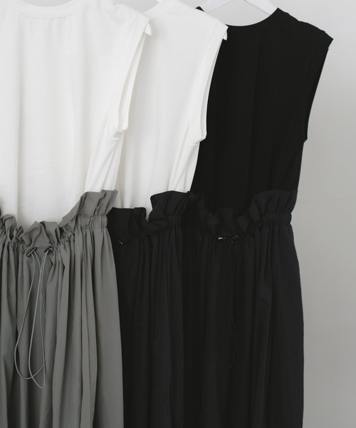 LIAN（リアン）の「ドロストドッキングワンピース（ワンピース・レディース・ブラック/ホワイト×グレー/ホワイト×ブラック・FREE）」の6枚目の写真