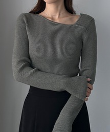 Louere（ルエレ）の「アシメネックリブニット（ニット/セーター・レディース）」