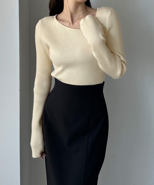 Louere（ルエレ）の「アシメネックリブニット（ニット/セーター・レディース・アイボリー/ブラック/グレイッシュベージュ/グレー/チャコール/ホワイト/ネイビー・X-LARGE/SMALL/MEDIUM/LARGE）」の13枚目の写真