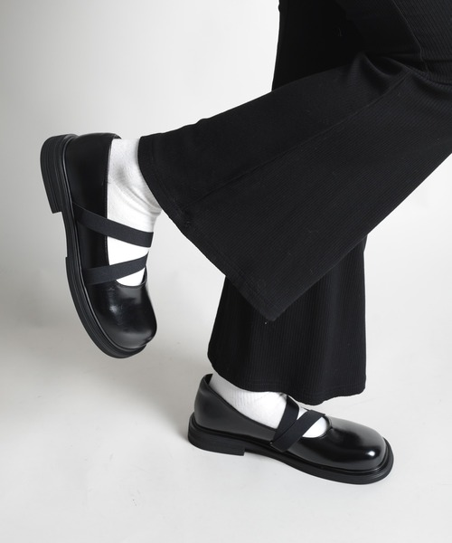 shoes365(シューズスリーシックスファイヴ)の「【shoes365】ダブルゴムバンドメリージェーンシューズ(その他シューズ・レディース・ブラウン/ブラック/オフホワイト・25.0cm/22.5cm/23.0cm/23.5cm/24.0cm/24.5㎝)」の8枚目の写真
