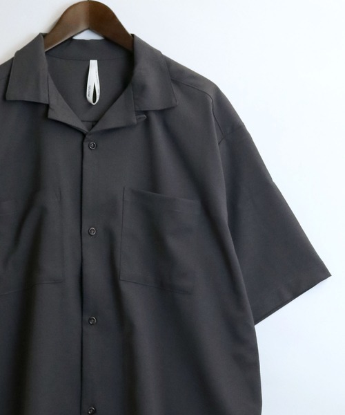 HALHAM（ハルハム）の「リネンライク オープンカラー シャツ/半袖シャツ【IR】（シャツ/ブラウス・メンズ・チャコールグレー/グレイッシュベージュ/ブラック・L/XL/M）」の3枚目の写真