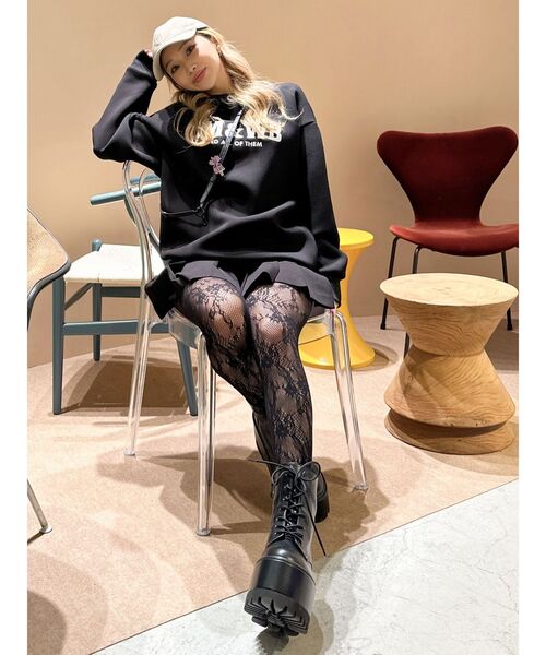 GYDA(ジェイダ)の「デザインラッセルタイツ(タイツ/ストッキング・レディース・ブラック・SMALL)」の4枚目の写真