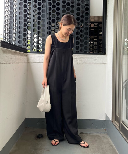 un dix cors（アンディコール）の「《オールシーズン使いが叶う》ツイルサロペット（サロペット/オーバーオール・レディース・グレー/ブラック・FREE）」の3枚目の写真