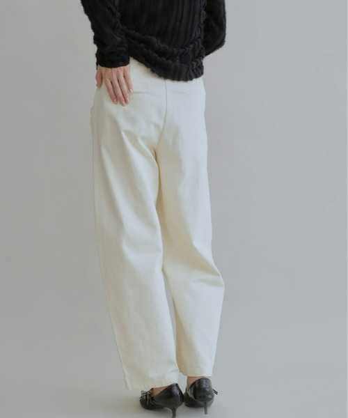 Olu.（オルドット）の「カットデザインポケットパンツ（デニムパンツ・レディース・ホワイト/カーキ・1/0）」の15枚目の写真