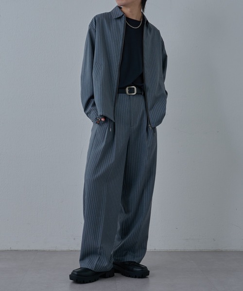 COLONY 2139(コロニートゥーワンスリーナイン)の「ピンストライプ2タックワイドパンツ(スラックス・メンズ・グレー/ブラック/チャコールグレー・MEDIUM/LARGE)」の19枚目の写真