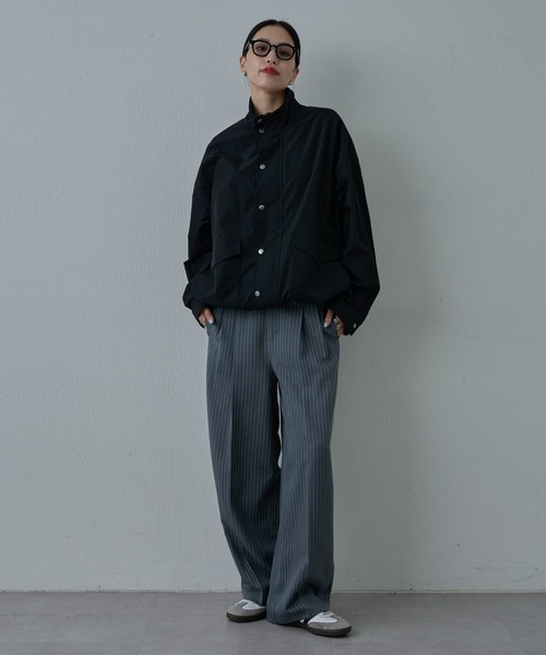 COLONY 2139(コロニートゥーワンスリーナイン)の「ピンストライプ2タックワイドパンツ(スラックス・メンズ・グレー/ブラック/チャコールグレー・MEDIUM/LARGE)」の14枚目の写真