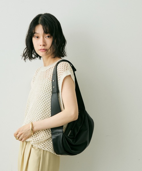 【LYN】Amelia ショルダーバッグ ブラック Amelia Shoulder Bag Black : ร้านลินออนไลน์อย่างเป็นทางการ