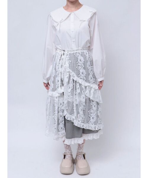 merry jenny（メリージェニー）の「flowerレースエプロン（スカート・レディース・ブラック/オフホワイト・FREE）」の4枚目の写真