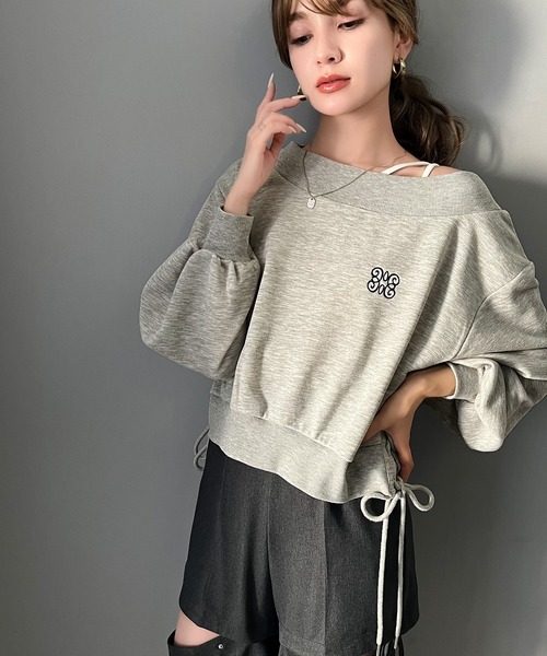 mily bilet（ミウィビレット）の「【mily bilet】大人肌見せヘルシースタイル。サイドレースアップ胸刺繍オフショルダースウェット（スウェット・レディース・オートミール/ピンク/杢グレー/チャコールグレー・X-LARGE/MEDIUM/LARGE/SMALL）」の13枚目の写真