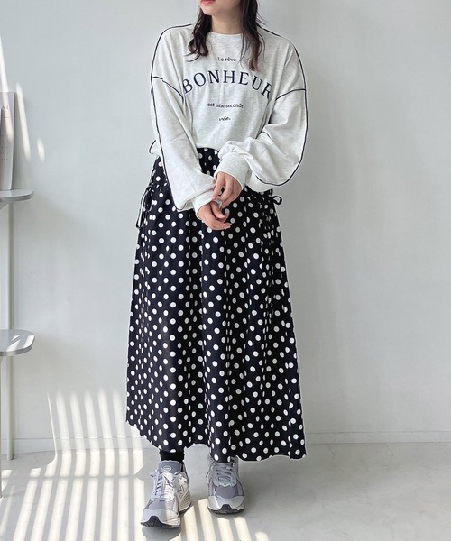 AS KNOW AS plus（アズノゥアズプラス）の「◇配色ロゴビッグサイズロンT（Tシャツ/カットソー・レディース・モカ/オートミール/スミクロ・FREE）」の11枚目の写真