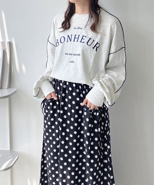 AS KNOW AS plus（アズノゥアズプラス）の「◇配色ロゴビッグサイズロンT（Tシャツ/カットソー・レディース・モカ/オートミール/スミクロ・FREE）」の6枚目の写真